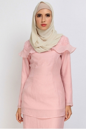 Giana Slightly Fitted Blouse - Dusty Pink