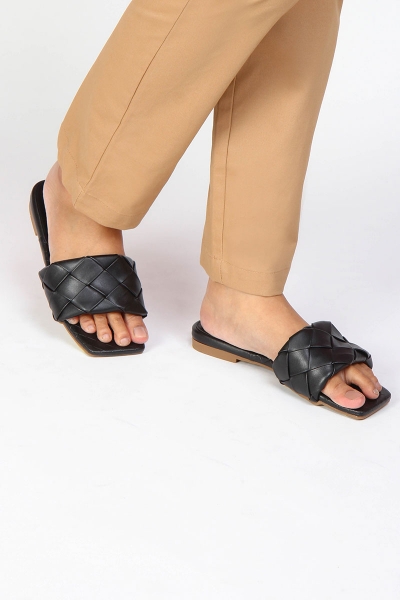 Oswin Woven Sandals