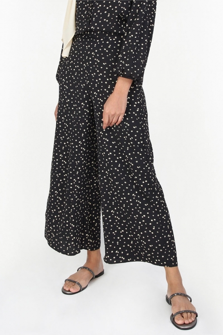 Aitana Elastic Waist Pants - Black Mini Daisy